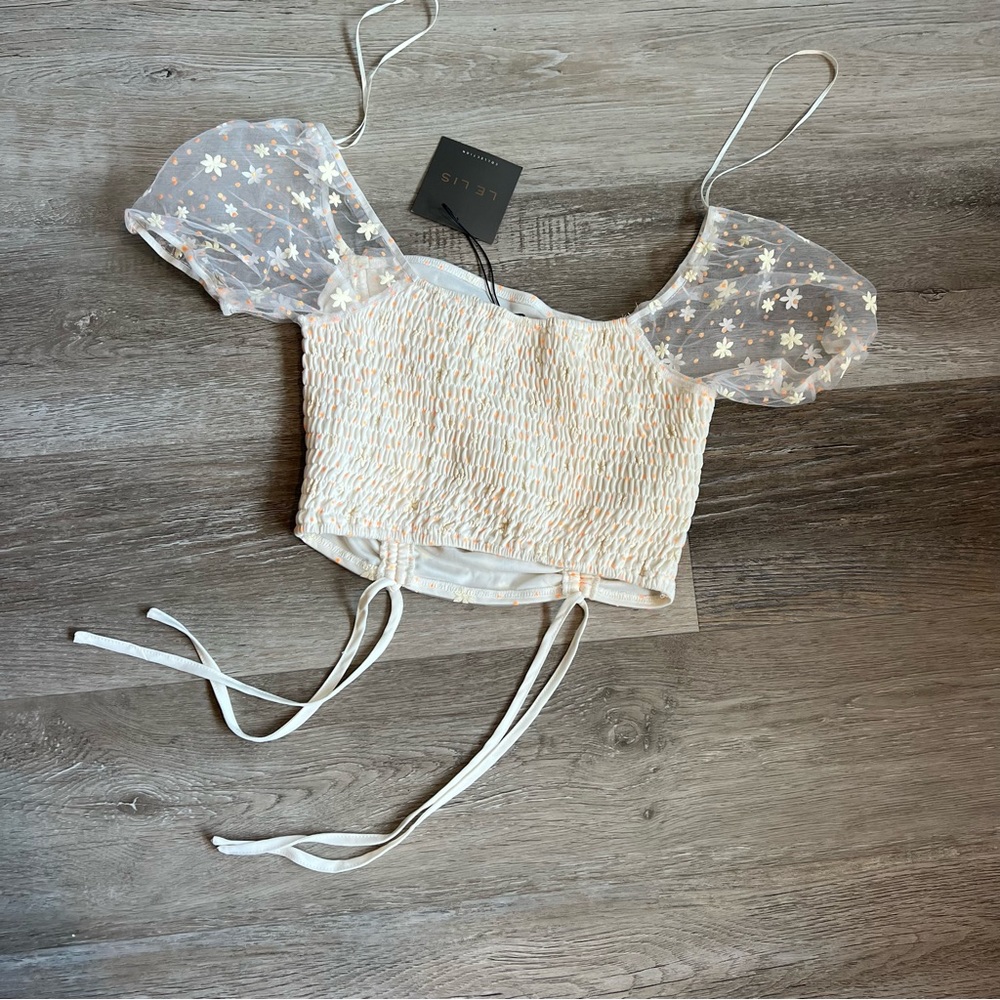 NWT Le Lis Collection glitter floral crop top - Picture 9 of 12
